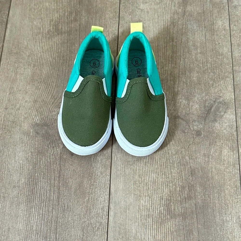 Toddlers' Barron Slip-On Apparel Canvas Sneakers Green - Cat & Jack T Size 6